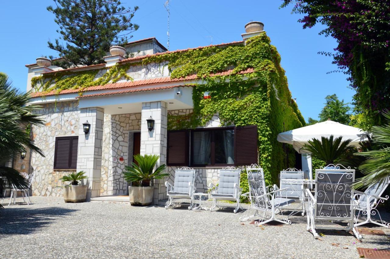 Dimora San Bartolomeo Villa Bari Exterior photo